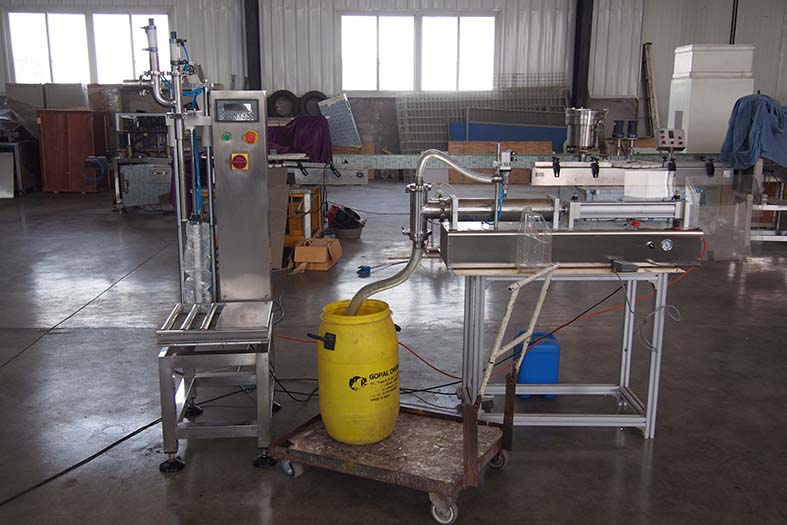 Chemical Liquid Filling Machine